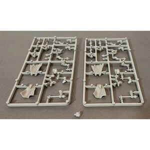 1999‎ Citadel Miniatures  Mordheim - Human Henchmen On Sprue Build Pieces